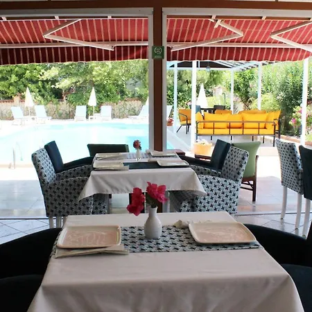 Casablanca Otel *